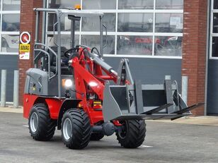 Wolf Aolite E606 - New/unused - Electric - with bucket and pallet for compact track loader