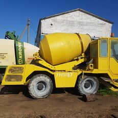 Carmix 2.5 TT concrete mixer truck