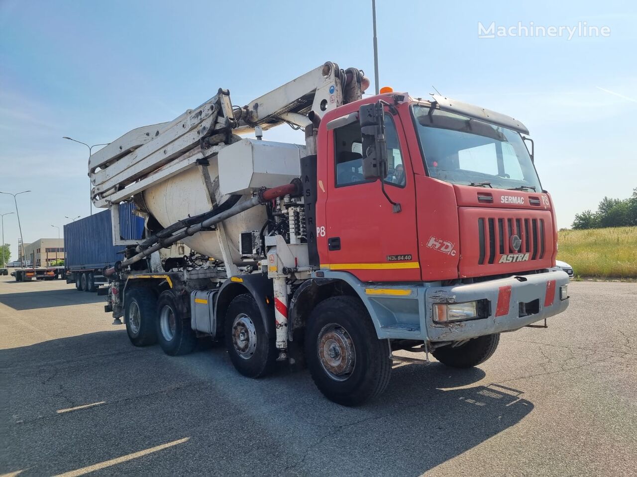 Sermac 4Z28  on chassis ASTRA HD7/C  84 40 concrete pump