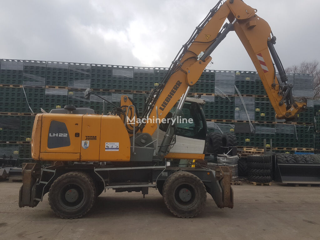 Liebherr LH 22M Litronic material handler