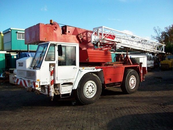 PPM 2007 mobile crane