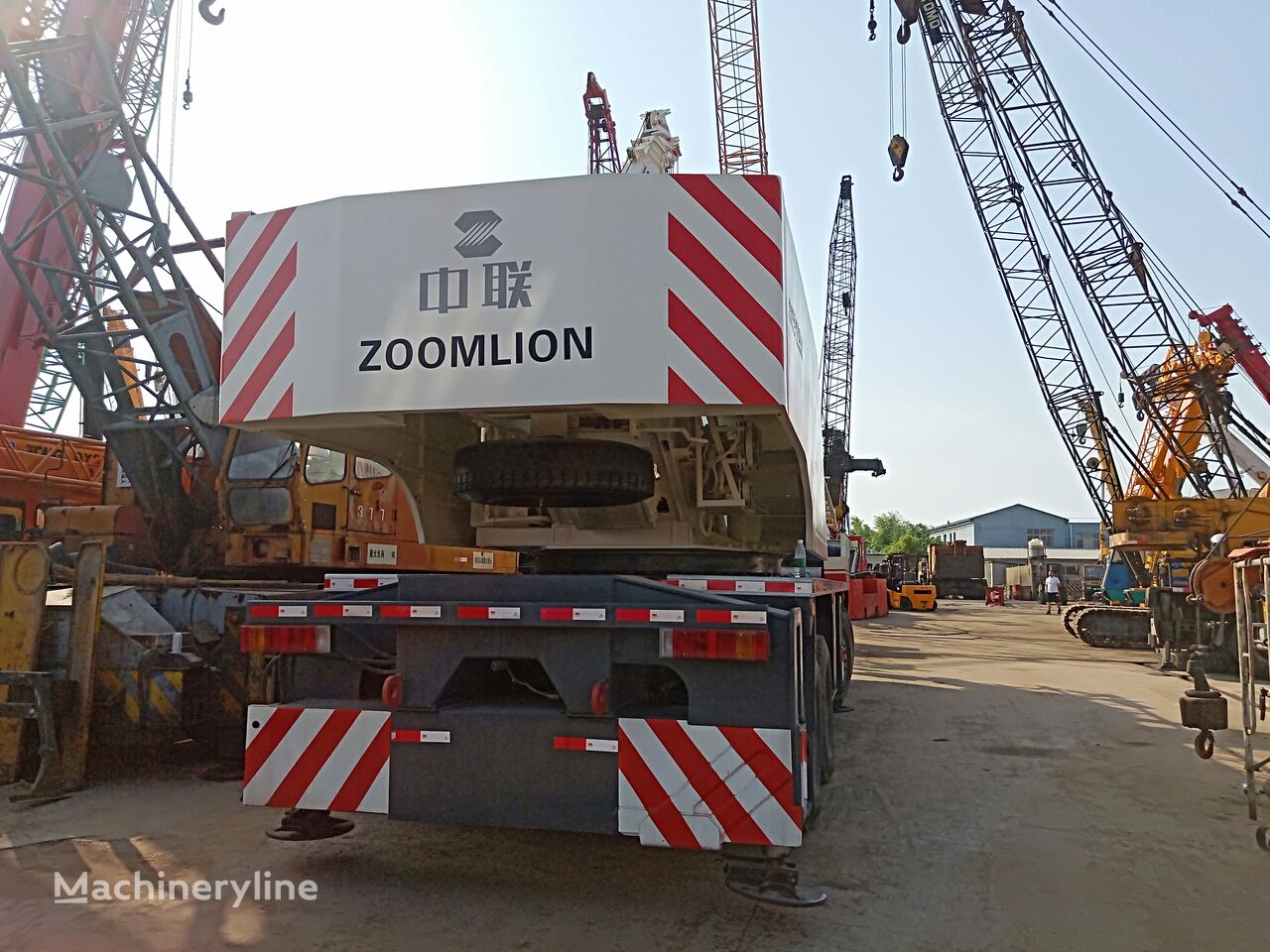 Zoomlion QY50 mobile crane