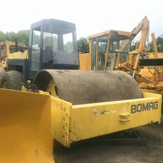 BOMAG BW 217 D-2 single drum compactor