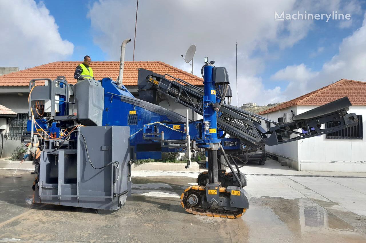 Wirtgen SP15i slipform paver