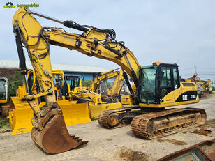 Caterpillar 319DL tracked excavator