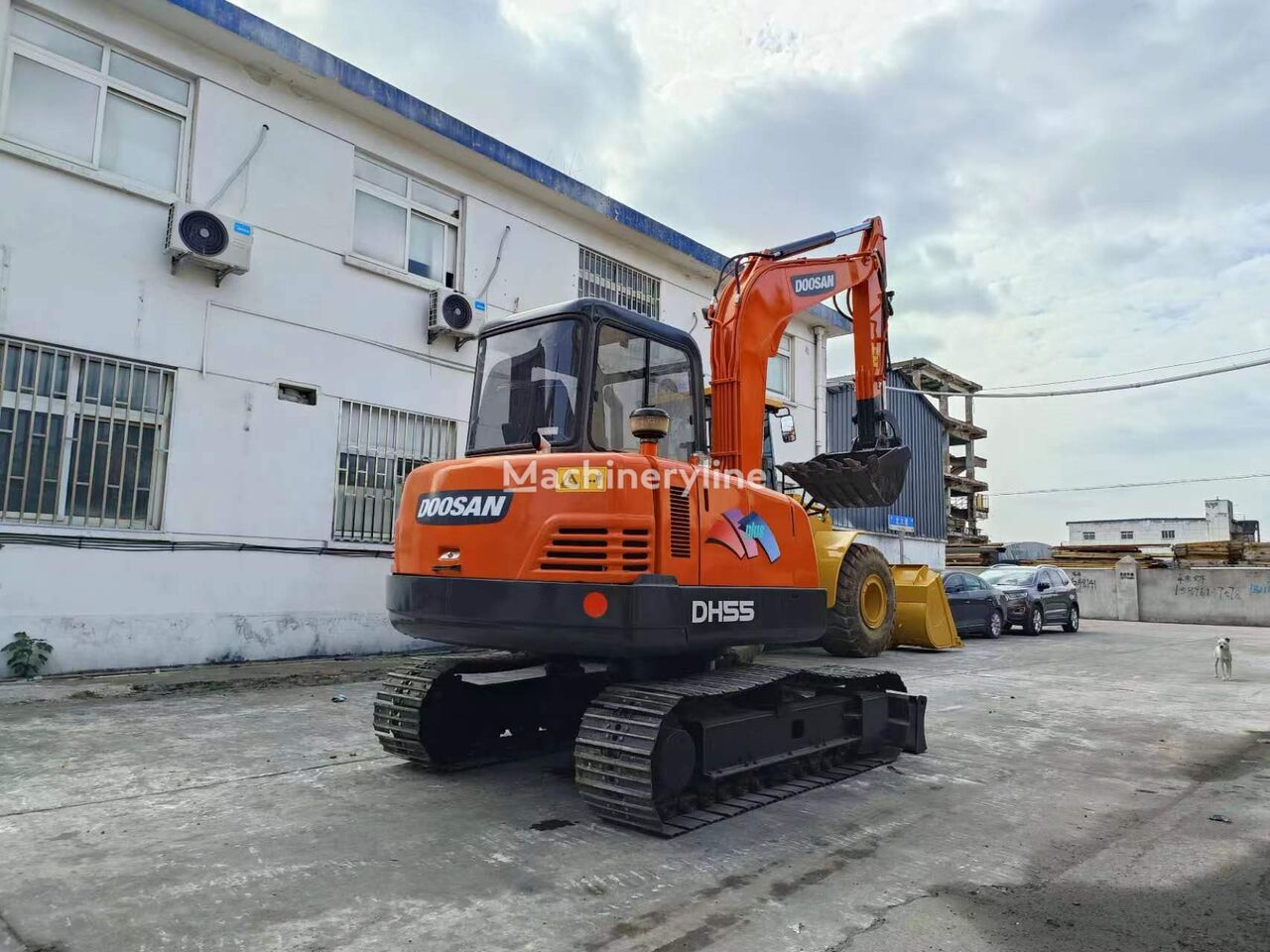 Doosan DH55 tracked excavator