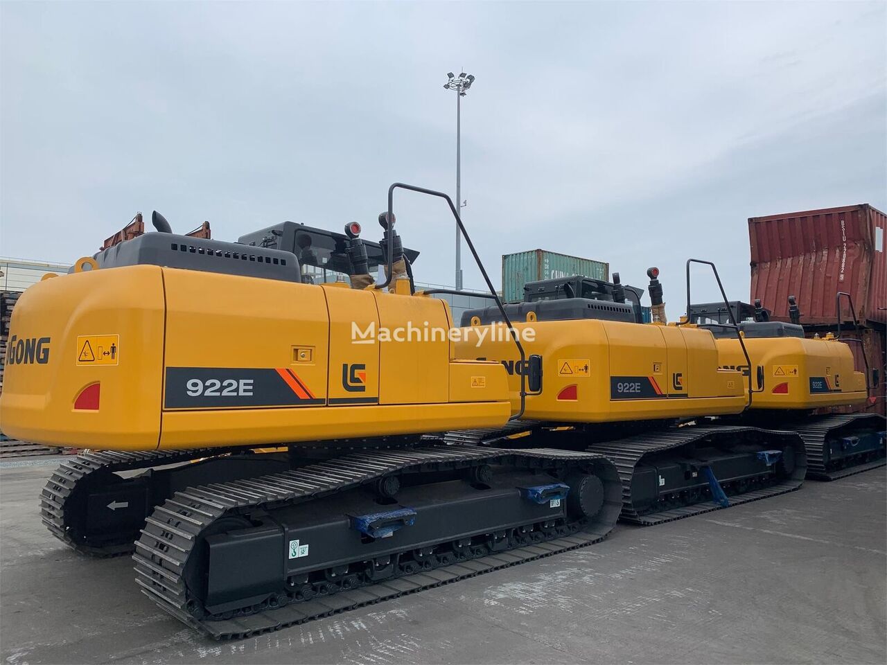 new LiuGong 922E tracked excavator