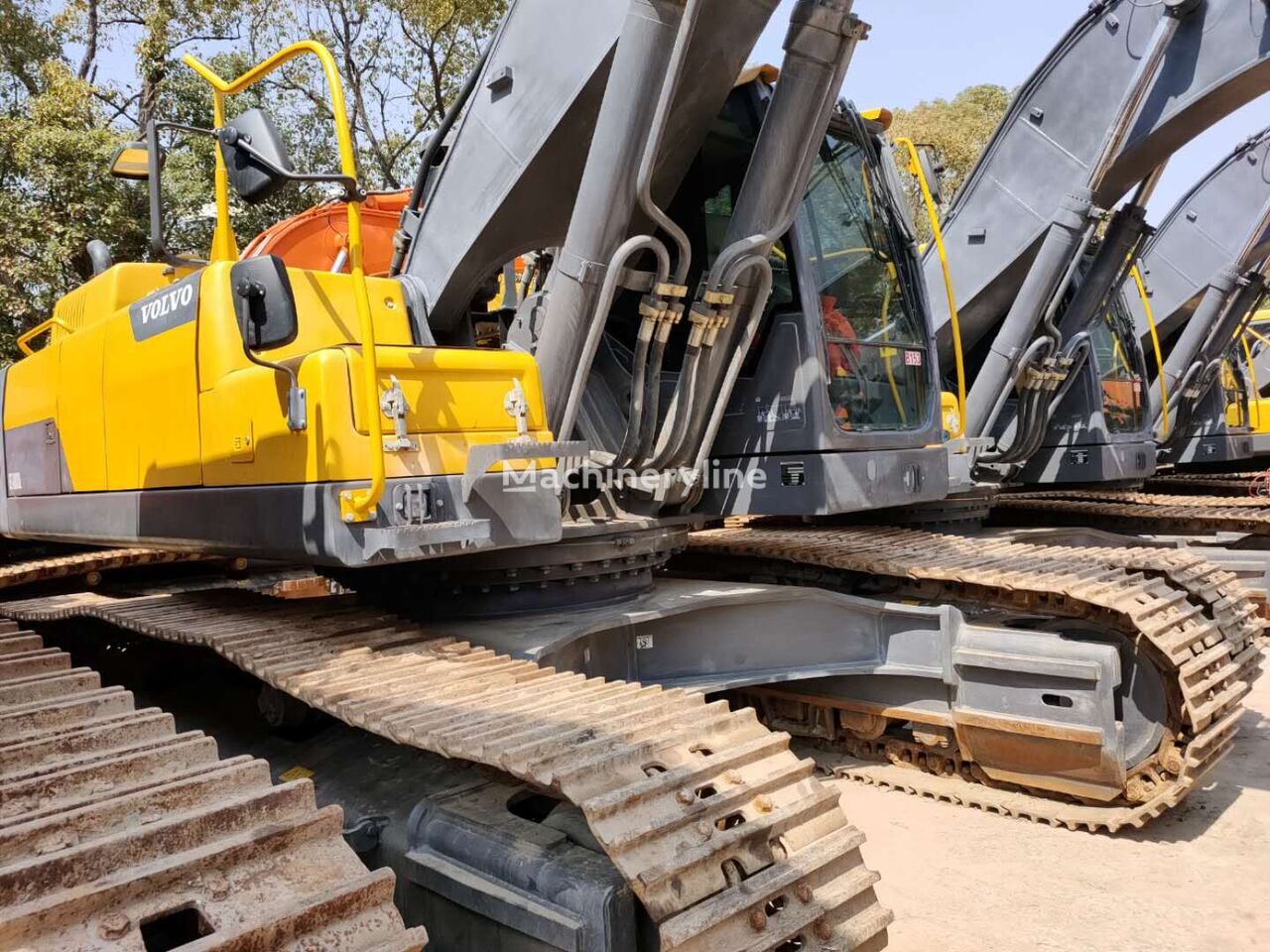 Volvo EC480DL tracked excavator