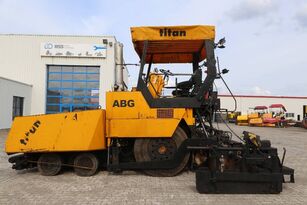 ABG Titan 455 wheel asphalt paver