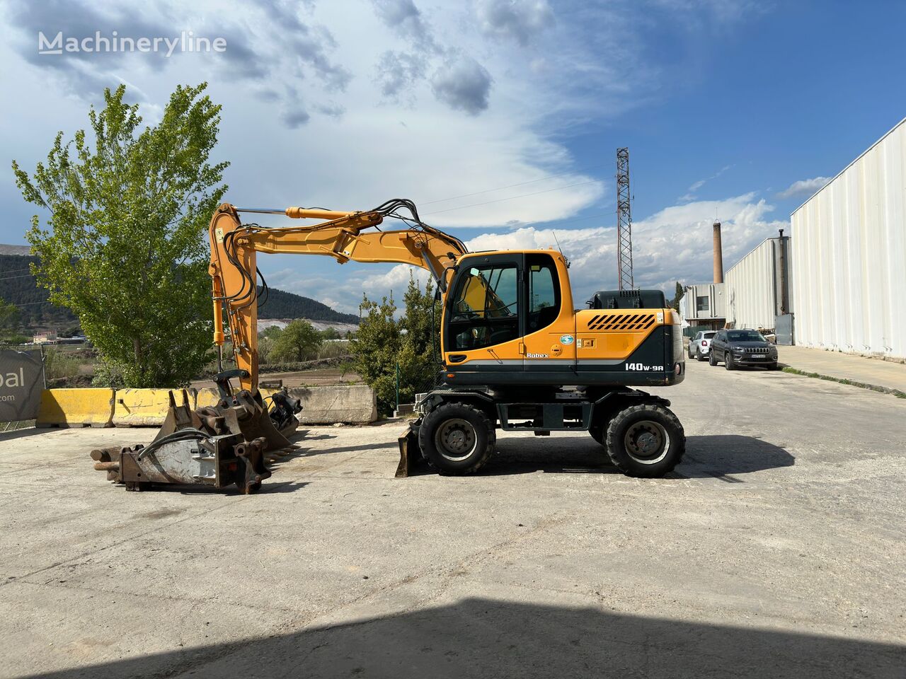 Hyundai ROBEX 140 W-9A wheel excavator